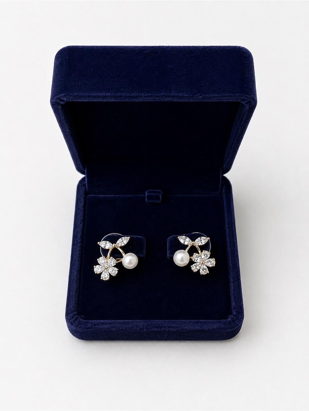 925 Sterling Silver Gold Tone Floral Pearl & CZ Stud Earrings Flower Leaf Design